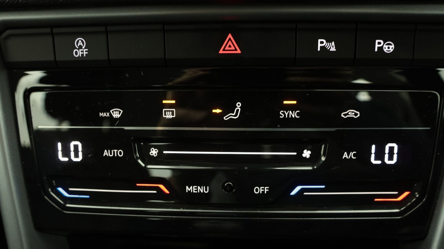 Used Volkswagen T-Roc 2023 for sale - 77762862: Photo 12