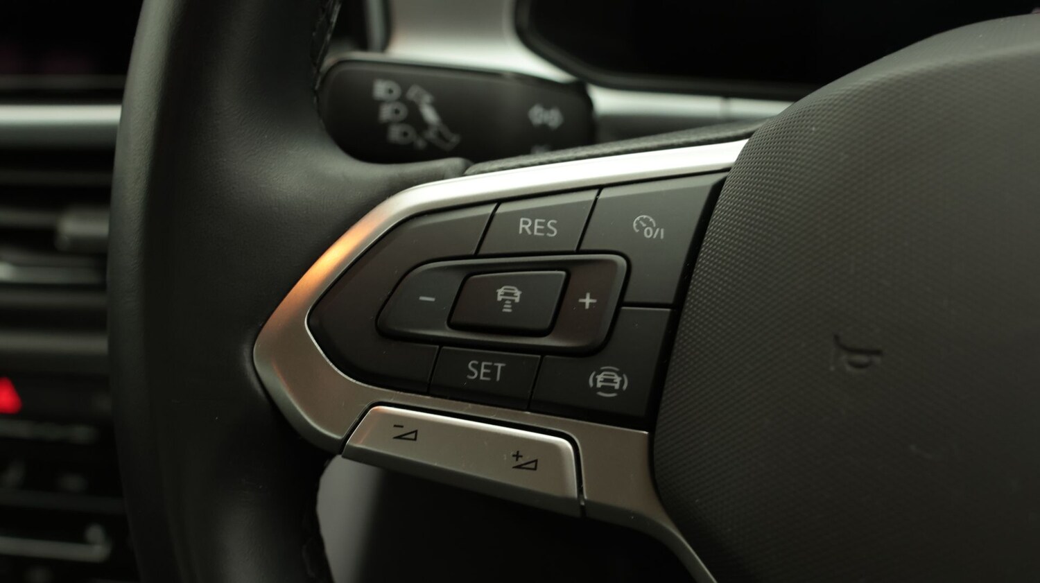 Used Volkswagen T-Roc 2023 for sale - 77762862: Photo 20