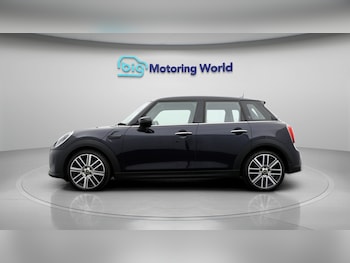 Used MINI Hatch 2023 for sale - 79554450: Photo