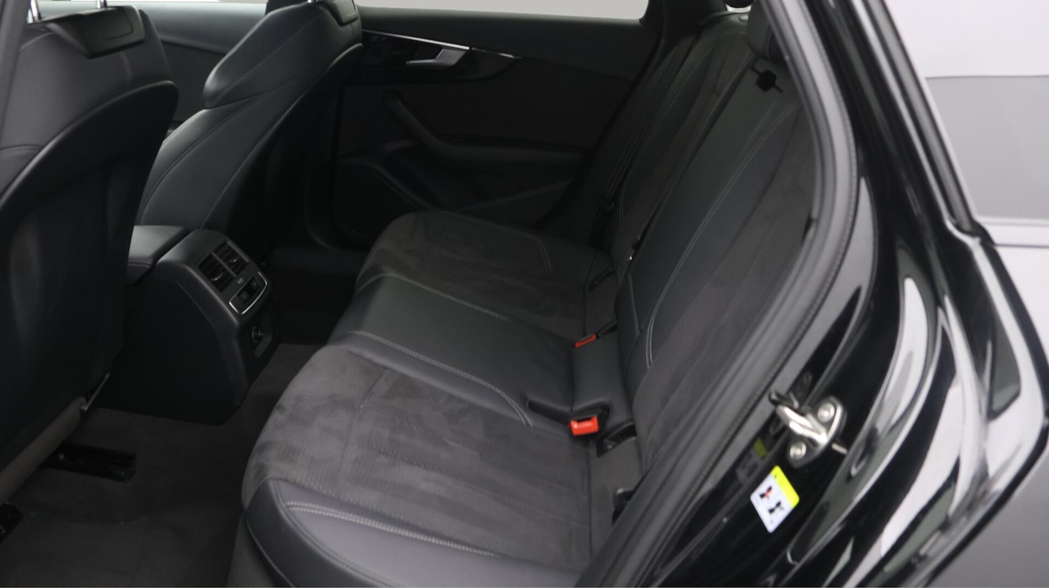 Used Audi A4 2021 for sale - 76512207: Photo 17