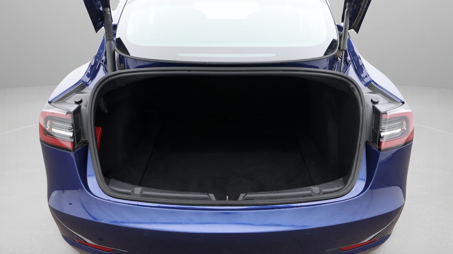 Used Tesla Model 3 2021 for sale - 77375740: Photo 17