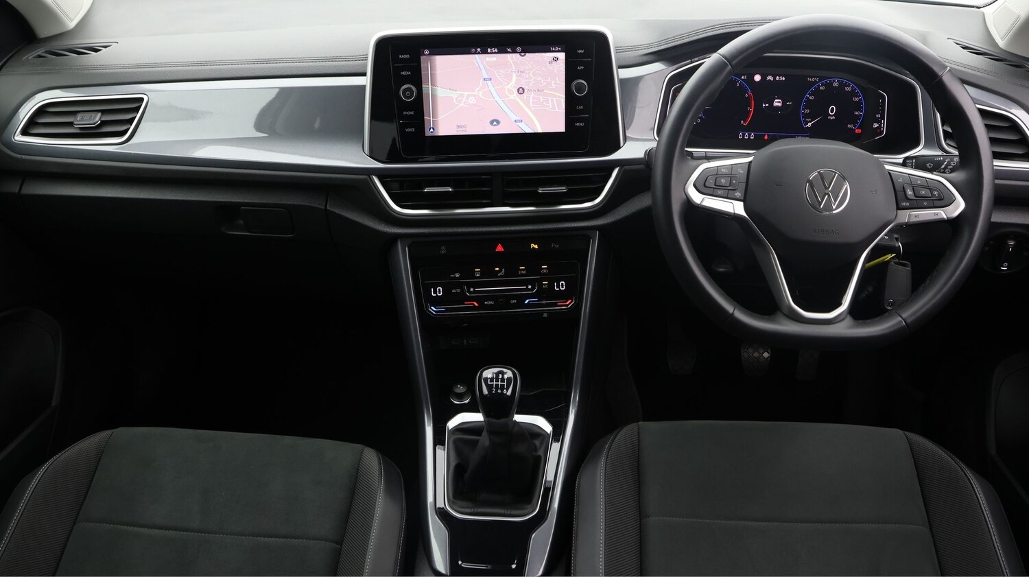 Used Volkswagen T-Roc 2023 for sale - 77271142: Photo 13