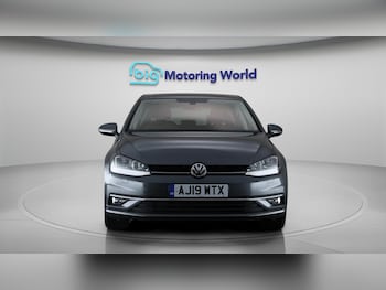 Used Volkswagen Golf 2019 for sale - 75926963: Photo