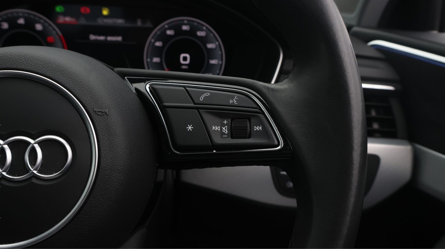 Used Audi A4 for sale - 77352990: Photo 22