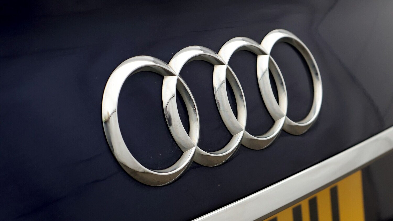 Used Audi A4 for sale - 77352990: Photo 25