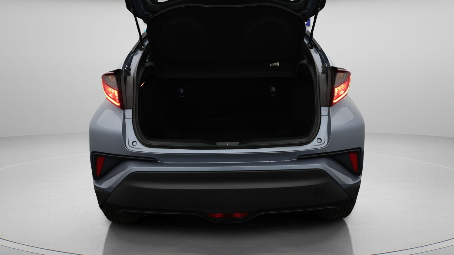 Used Toyota C-HR 2022 for sale - 77649917: Photo 17