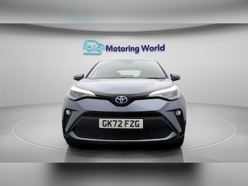 Used Toyota C-HR 2022 for sale - 77649917: Photo