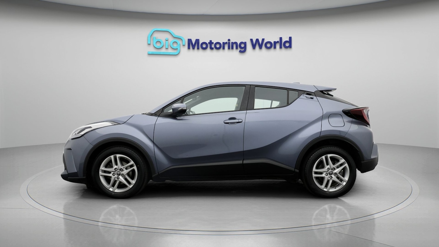 Used Toyota C-HR 2022 for sale - 77649917: Photo 4