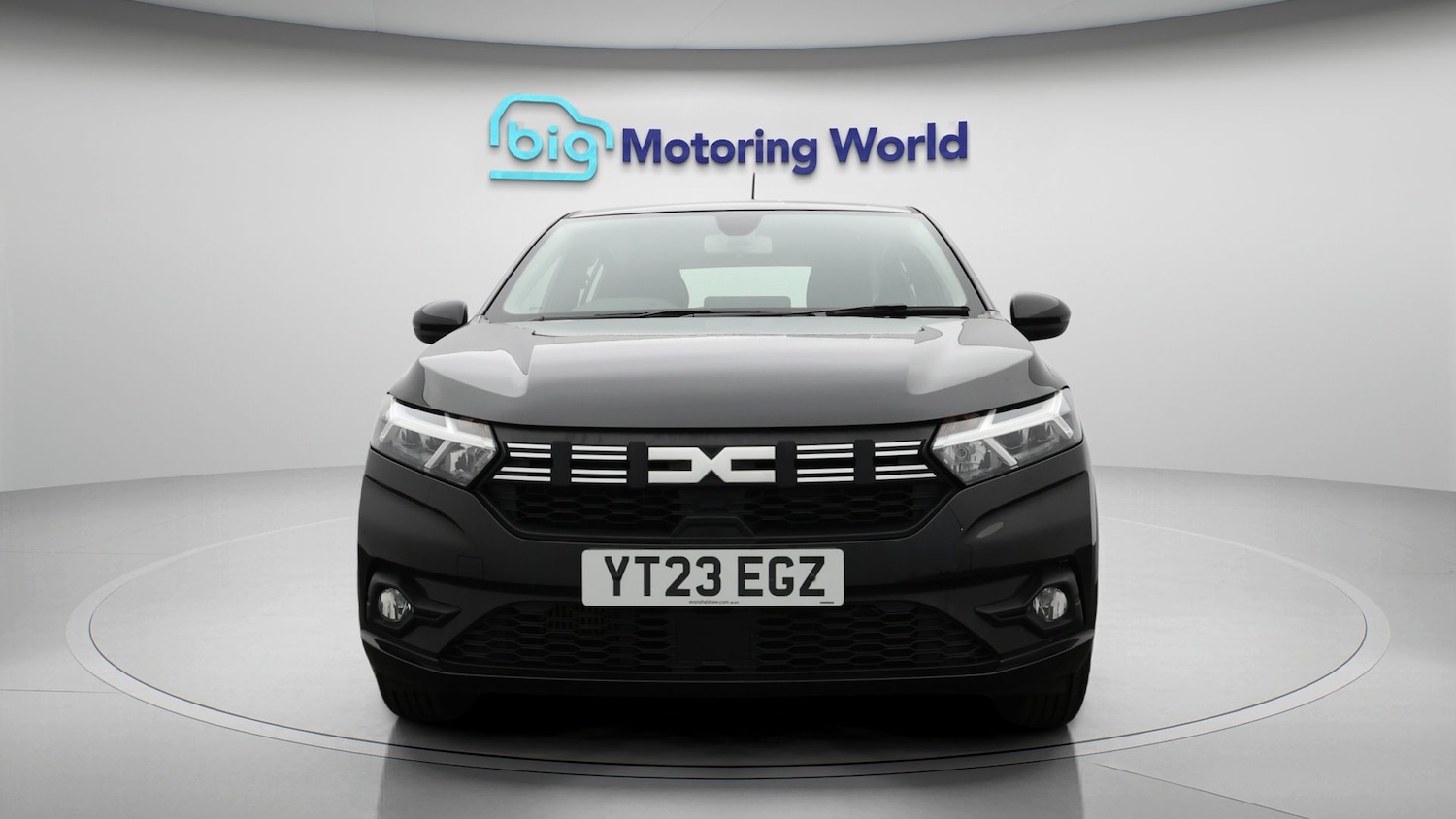 Used Dacia Sandero 2023 for sale - 77820429: Photo 2