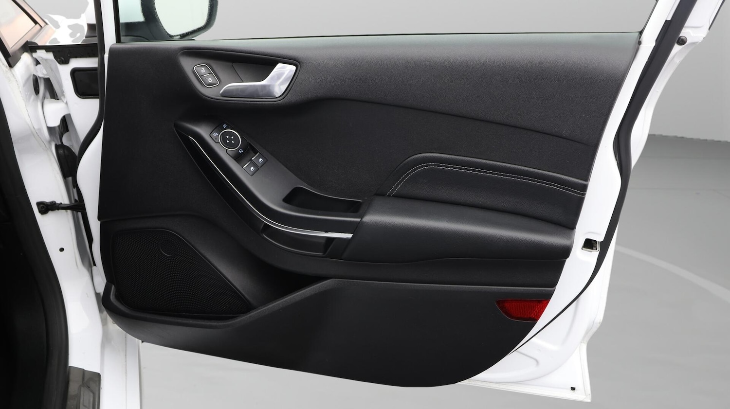 Used Ford Fiesta 2018 for sale - 76398289: Photo 16