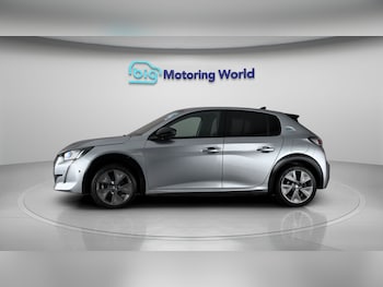 Used Peugeot E-208 2022 for sale - 78653209: Photo