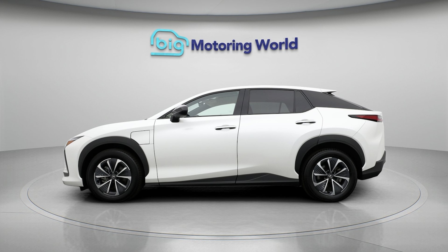 Used Lexus RZ 2024 for sale - 78085696: Photo 4