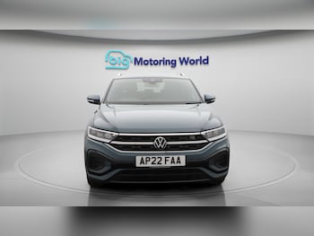 Used Volkswagen T-Roc 2022 for sale - 76043058: Photo