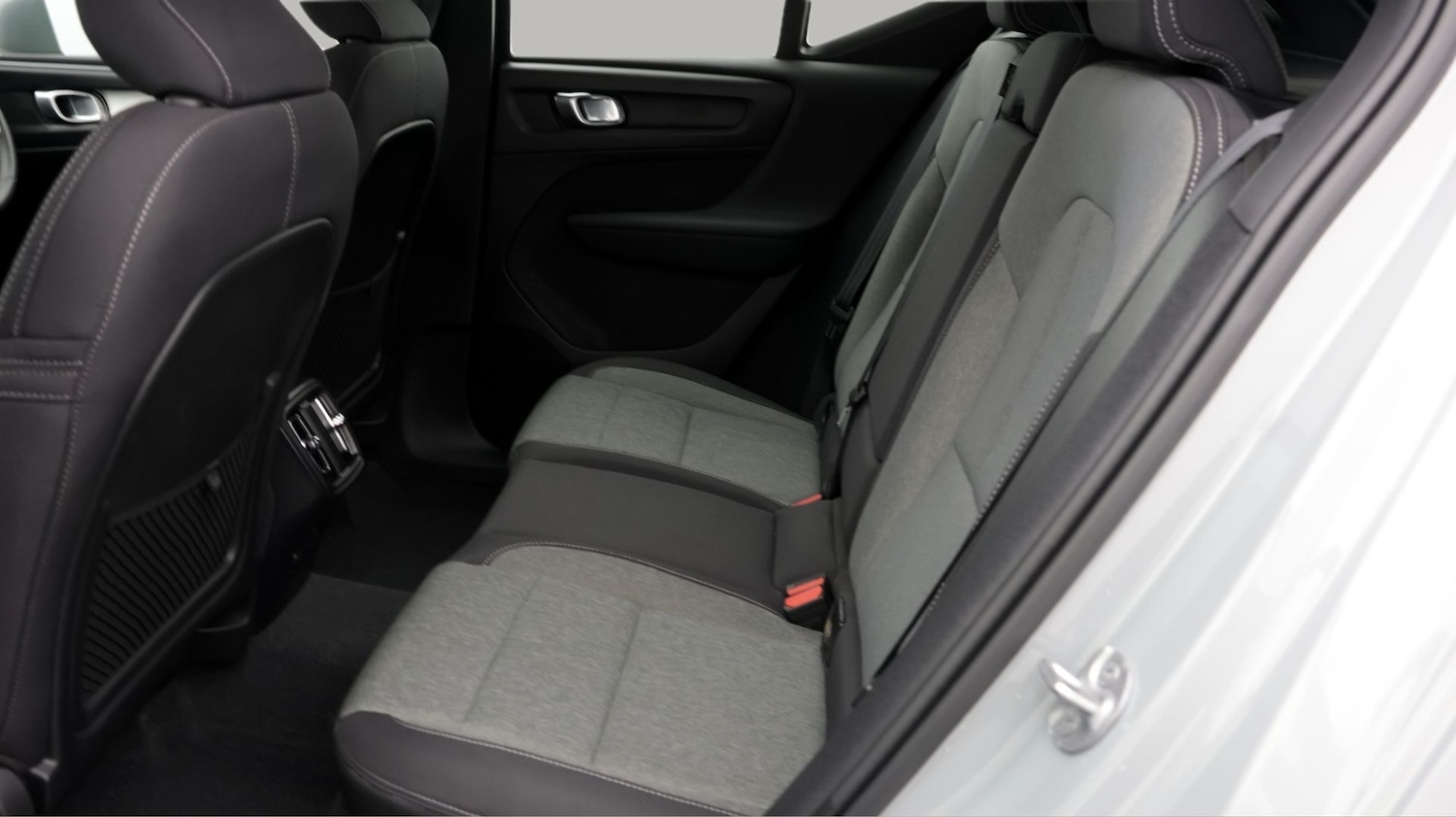 Used Volvo XC40 2023 for sale - 78098551: Photo 16