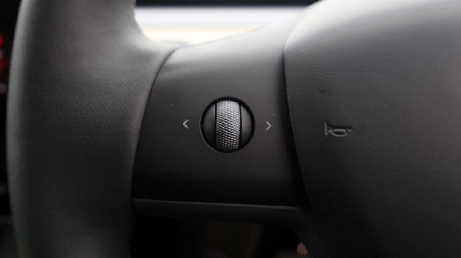 Used Tesla Model Y 2022 for sale - 77649923: Photo 25