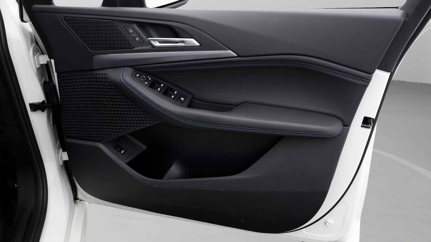 Used BMW 2 Series 2024 for sale - 78155489: Photo 15