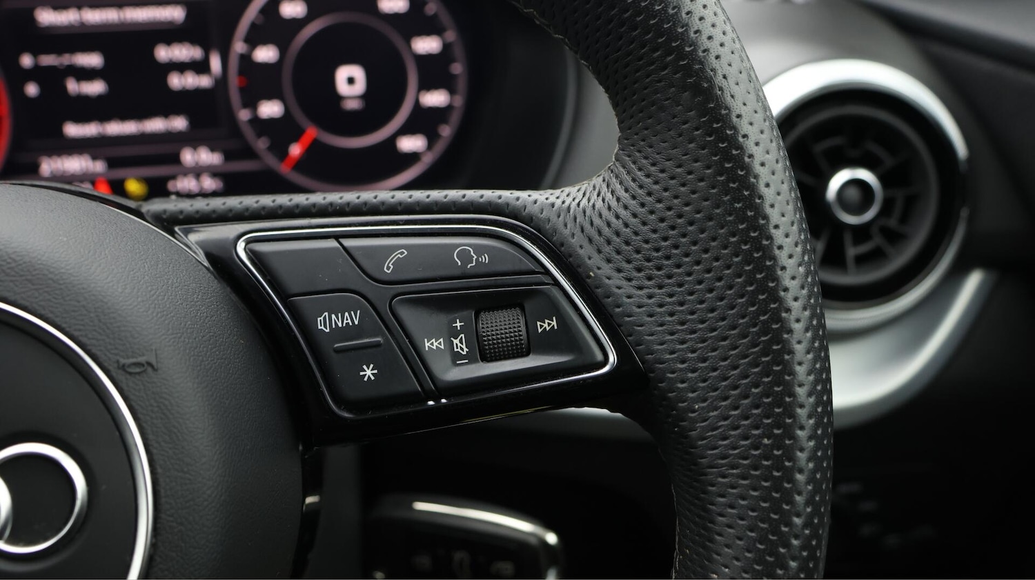 Used Audi Q2 2024 for sale - 76380485: Photo 23