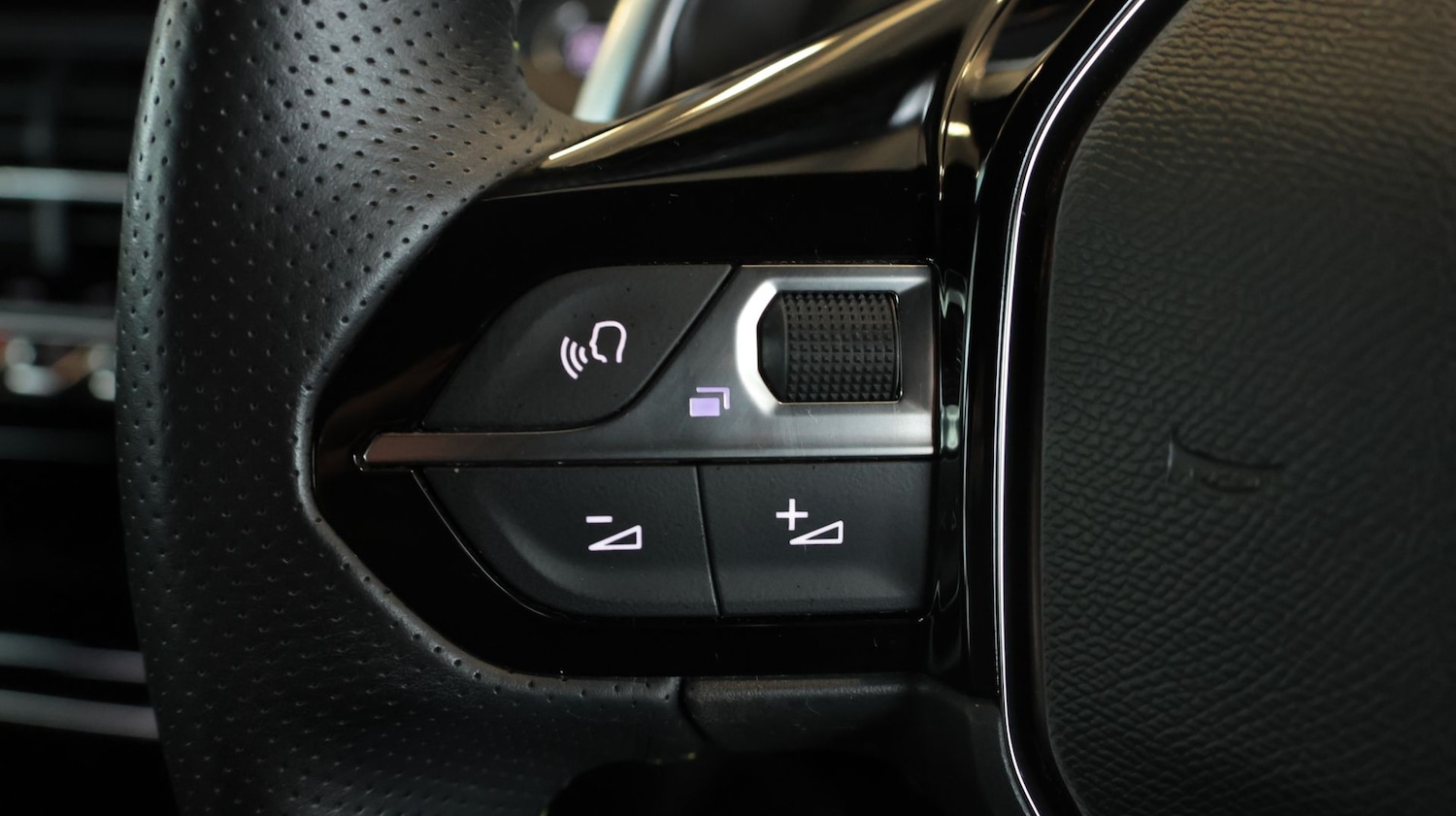 Used Peugeot 208 2022 for sale - 77606315: Photo 24