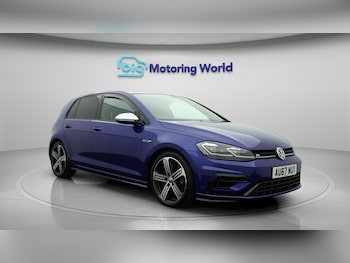 Used Volkswagen Golf 2017 for sale - 76659355: Photo