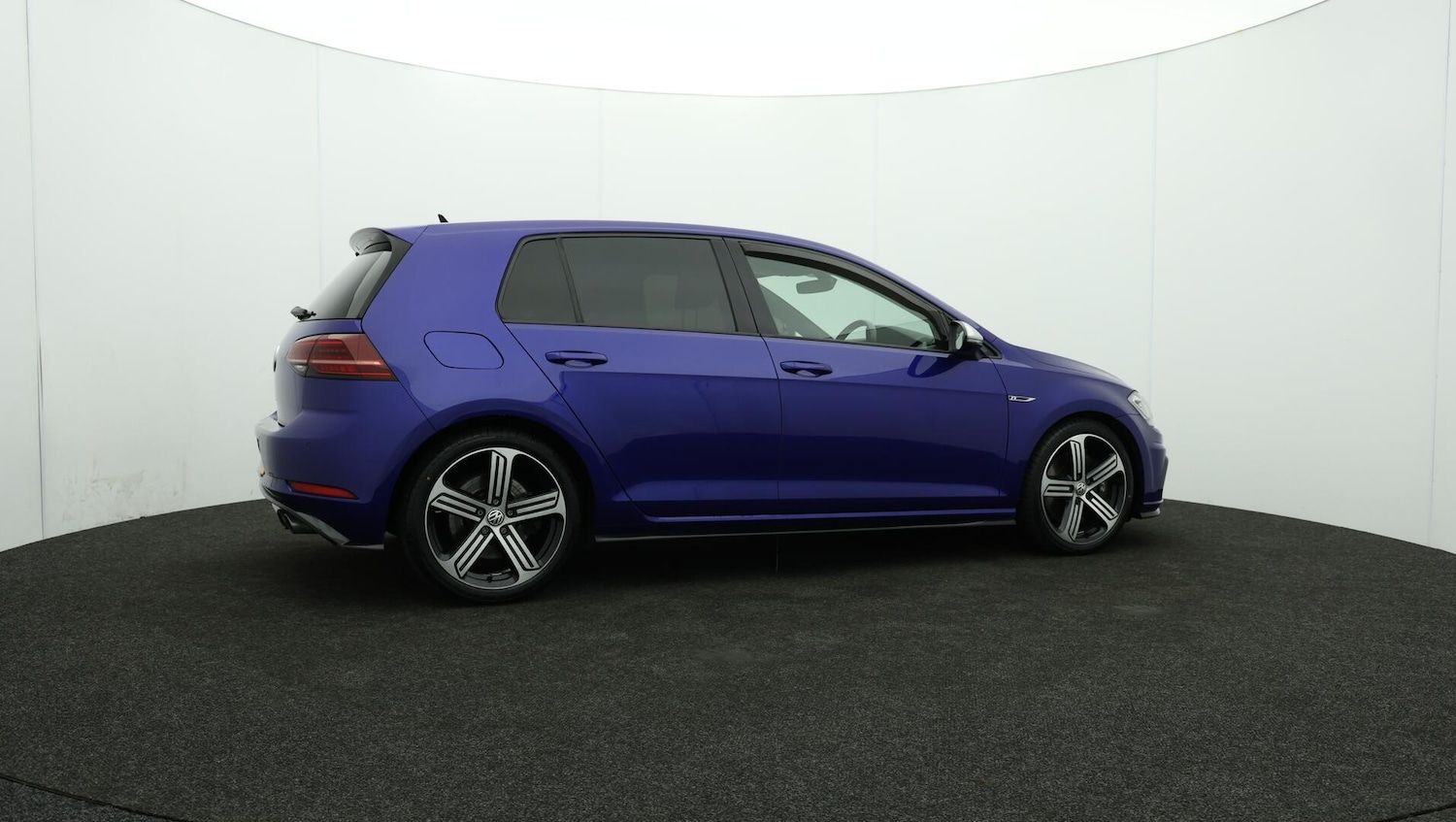 Used Volkswagen Golf 2017 for sale - 76659355: Photo 40