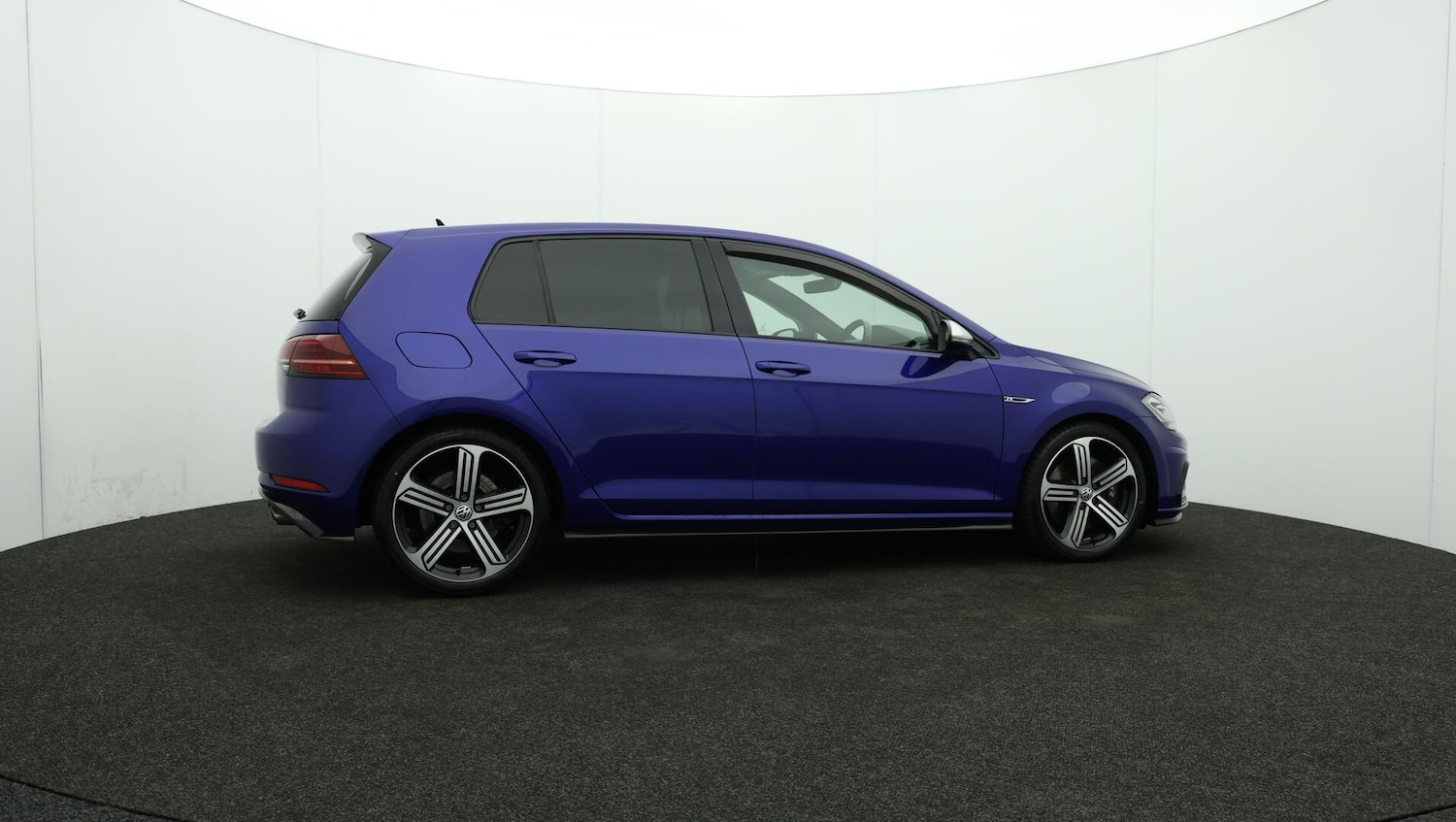 Used Volkswagen Golf 2017 for sale - 76659355: Photo 41