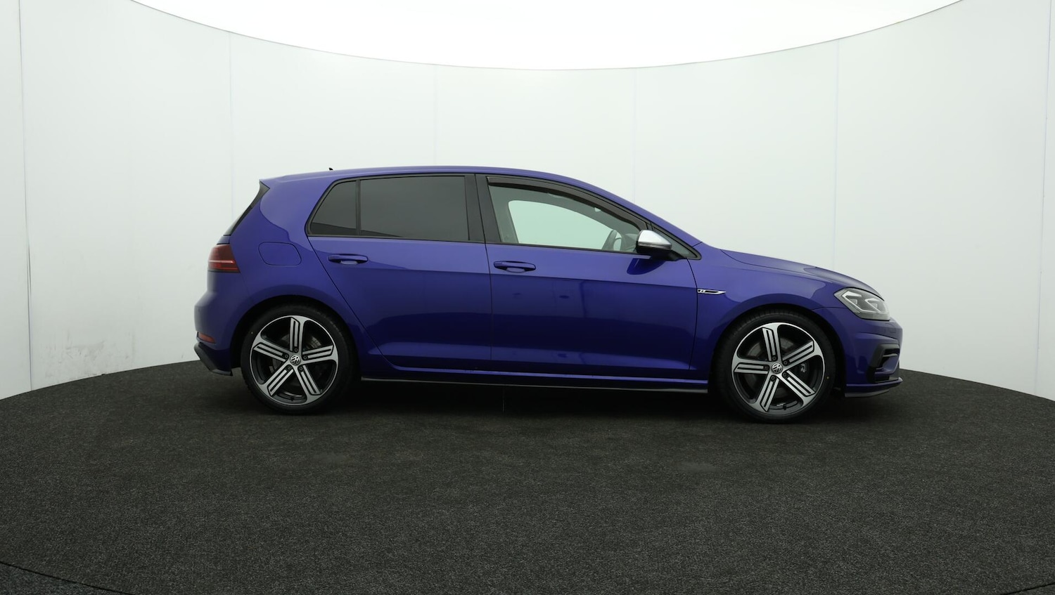 Used Volkswagen Golf 2017 for sale - 76659355: Photo 44