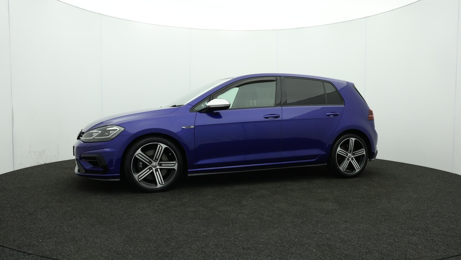 Used Volkswagen Golf 2017 for sale - 76659355: Photo 70