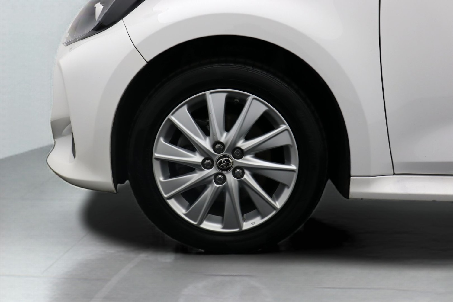 Used Toyota Yaris 2021 for sale - 77325920: Photo 18