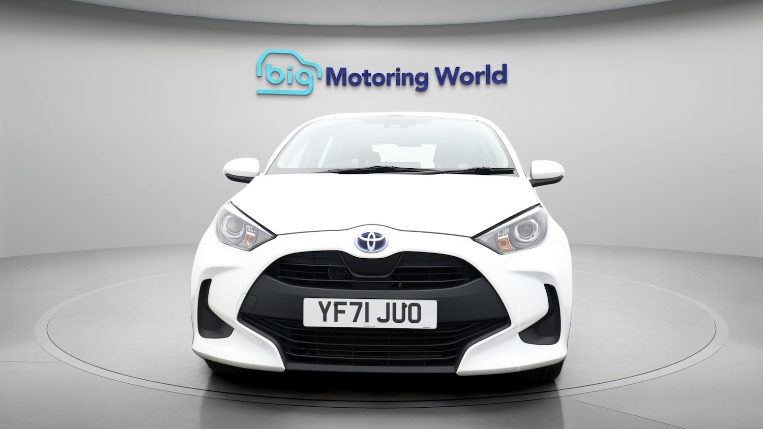 Used Toyota Yaris 2021 for sale - 77325920: Photo 2