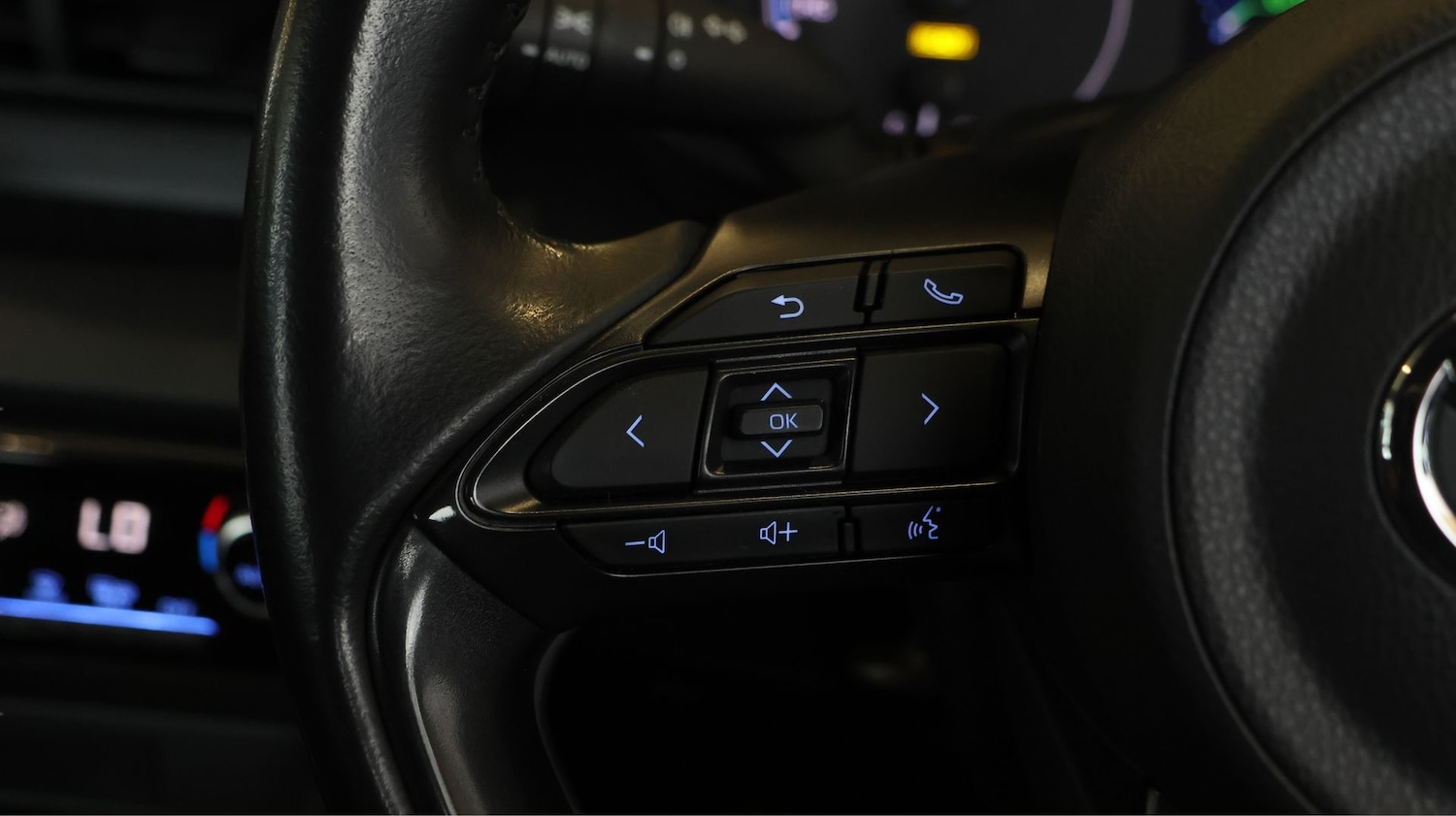 Used Toyota Yaris 2021 for sale - 77325920: Photo 23