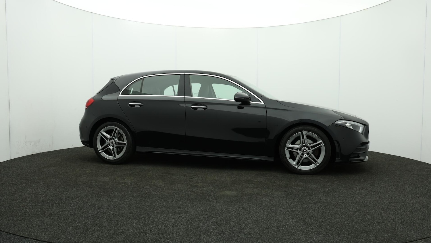 Used Mercedes-Benz A-Class 2019 for sale - 76326503: Photo 32