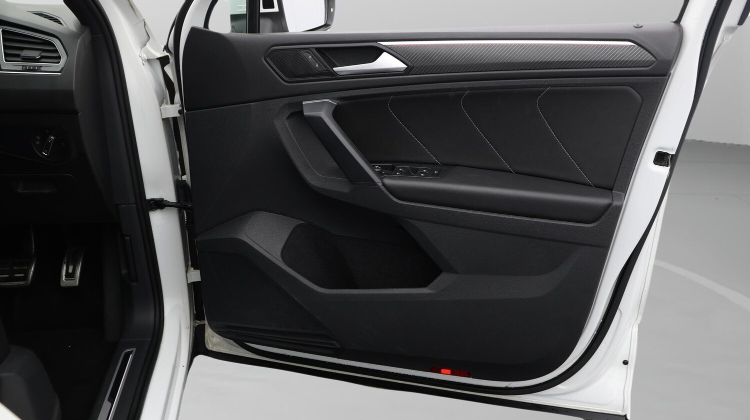 Used Volkswagen Tiguan 2020 for sale - 76772122: Photo 16