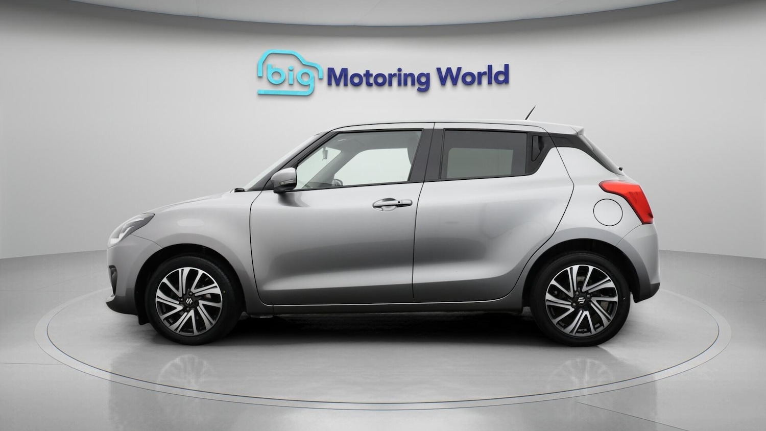 Used Suzuki Swift 2022 for sale - 76440714: Photo 5