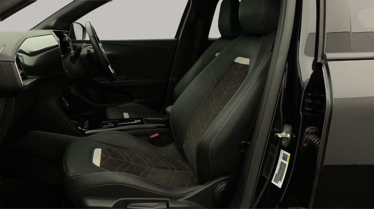 Used Vauxhall Mokka 2023 for sale - 77687846: Photo 14