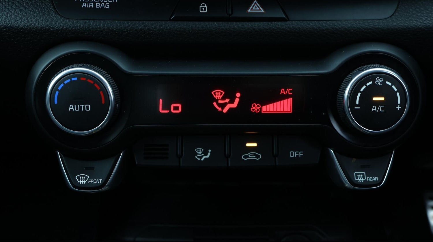 Used Kia Stonic 2020 for sale - 76295465: Photo 13