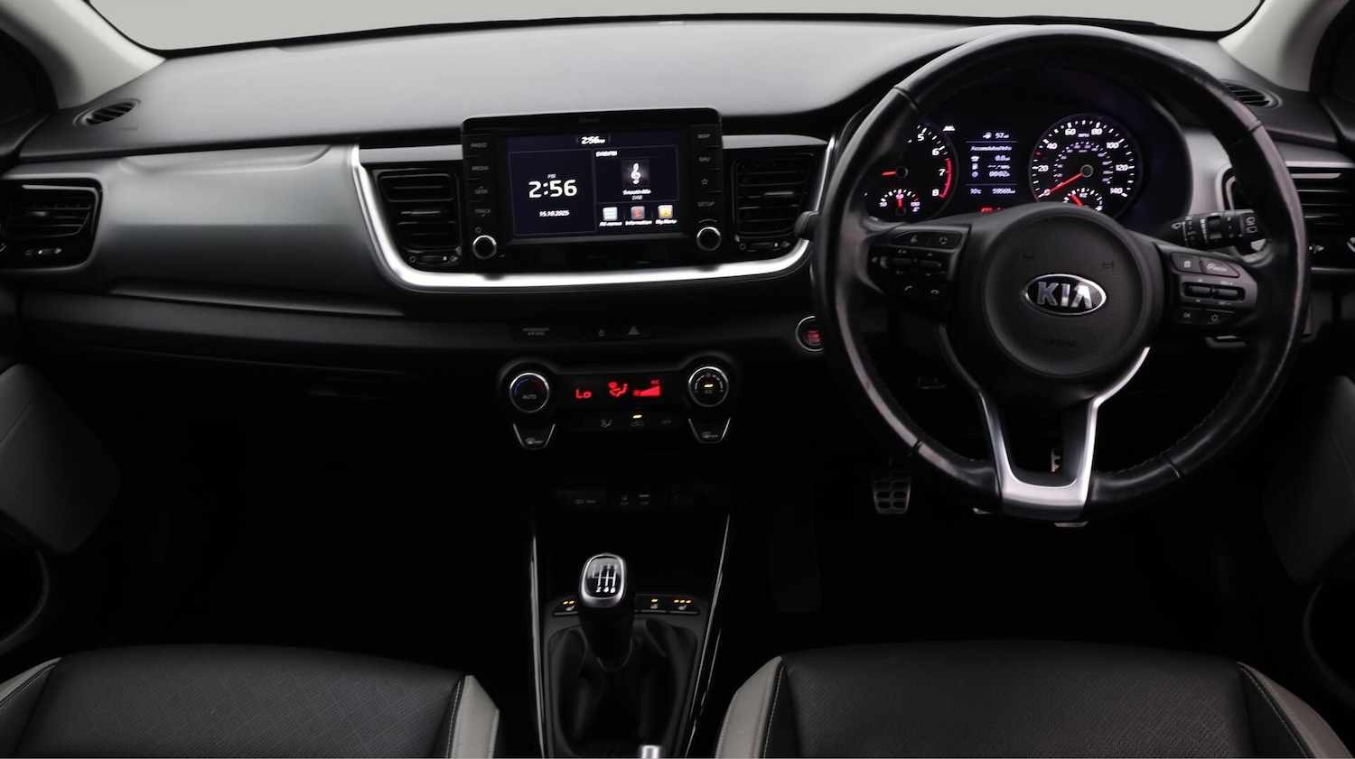 Used Kia Stonic 2020 for sale - 76295465: Photo 14