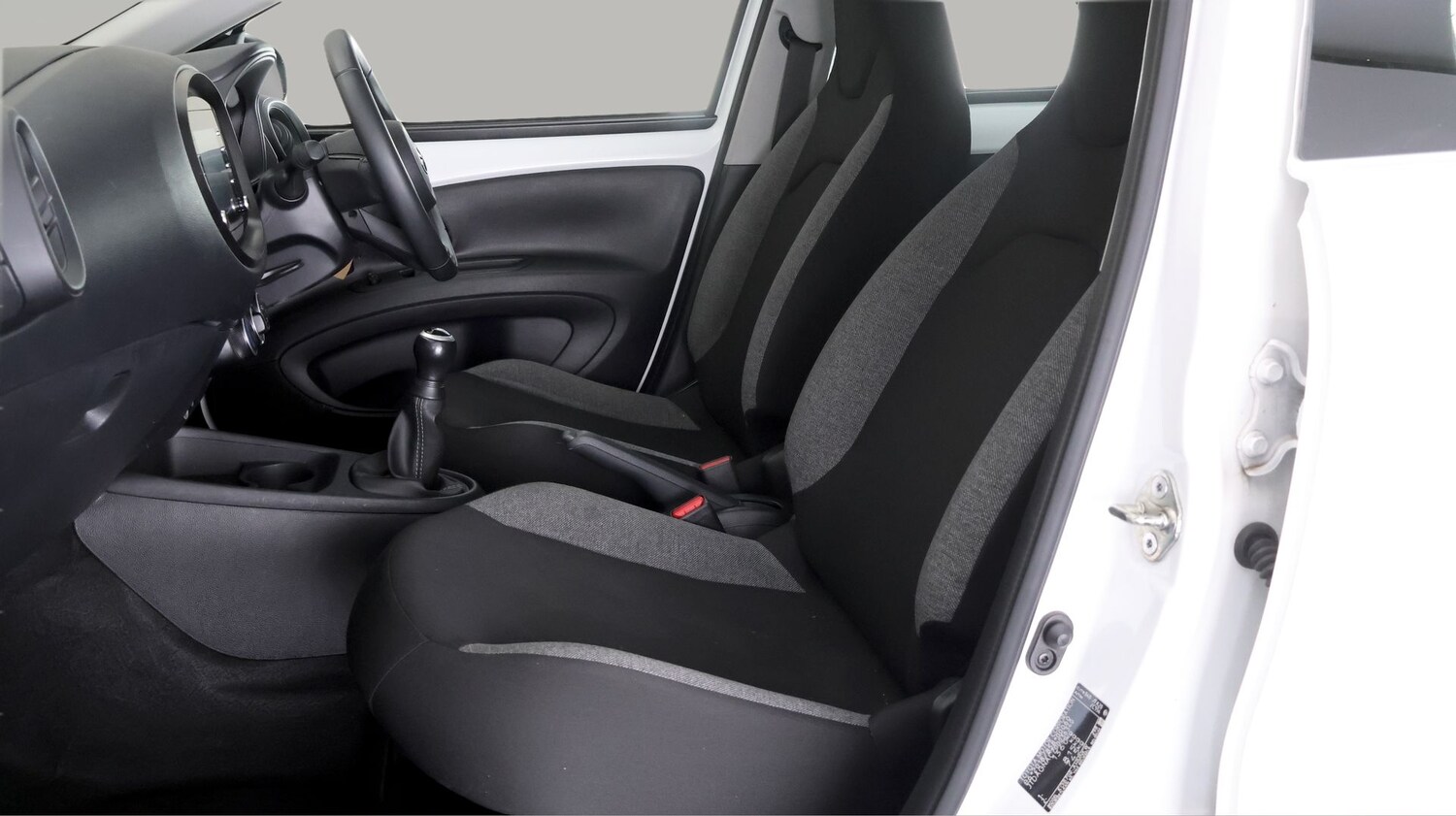 Used Toyota Aygo X 2022 for sale - 78042197: Photo 13