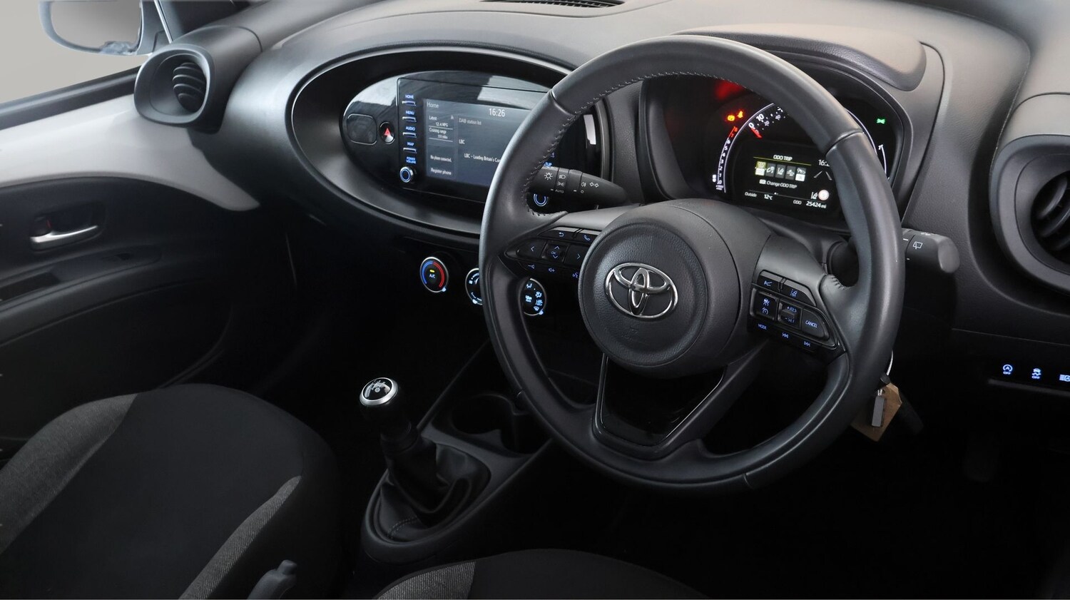 Used Toyota Aygo X 2022 for sale - 78042197: Photo 9