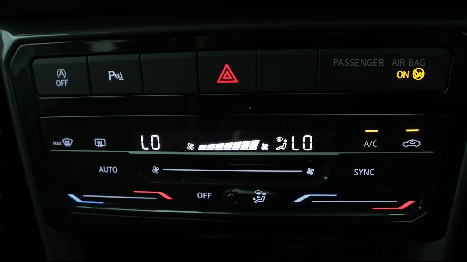 Used Volkswagen T-Cross 2023 for sale - 77804043: Photo 12