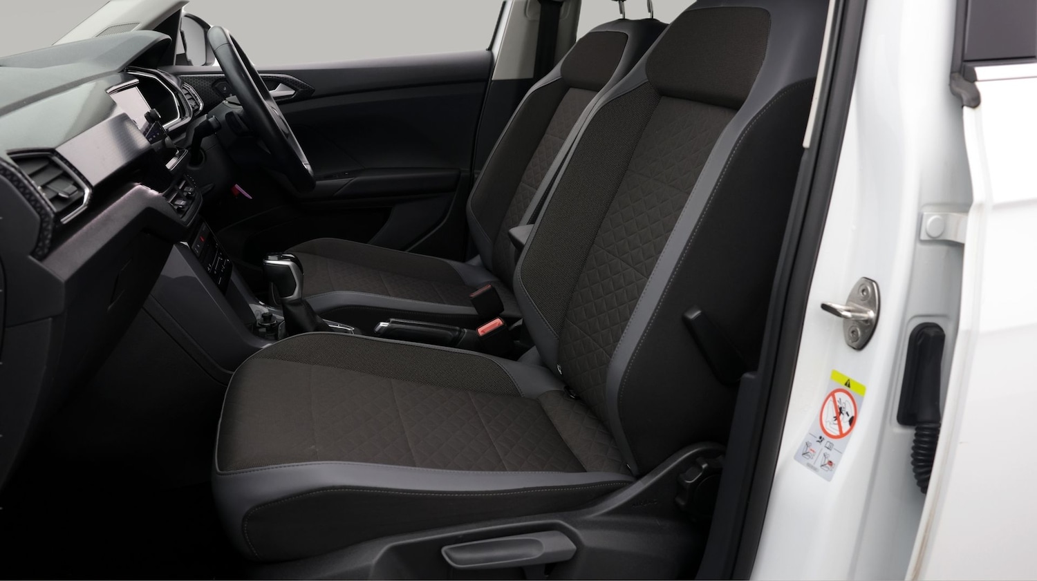 Used Volkswagen T-Cross 2023 for sale - 77804043: Photo 14