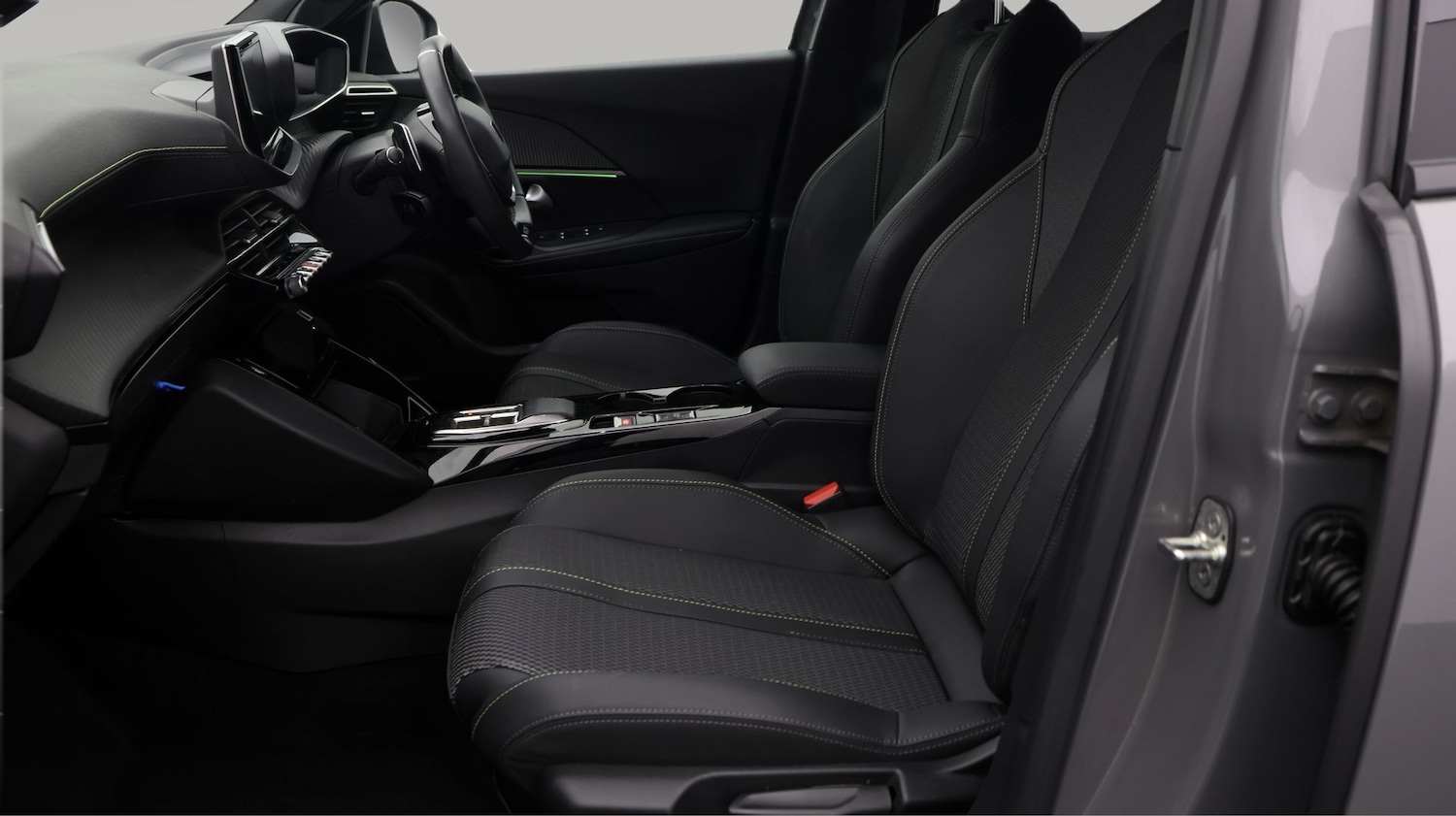 Used Peugeot 2008 2023 for sale - 77306381: Photo 14