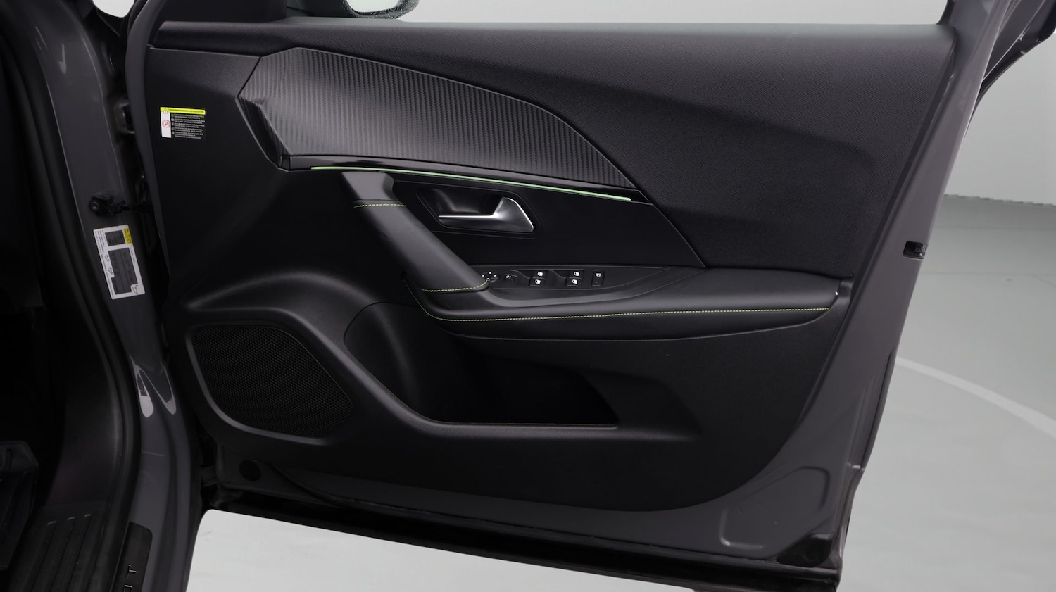 Used Peugeot 2008 2023 for sale - 77306381: Photo 15