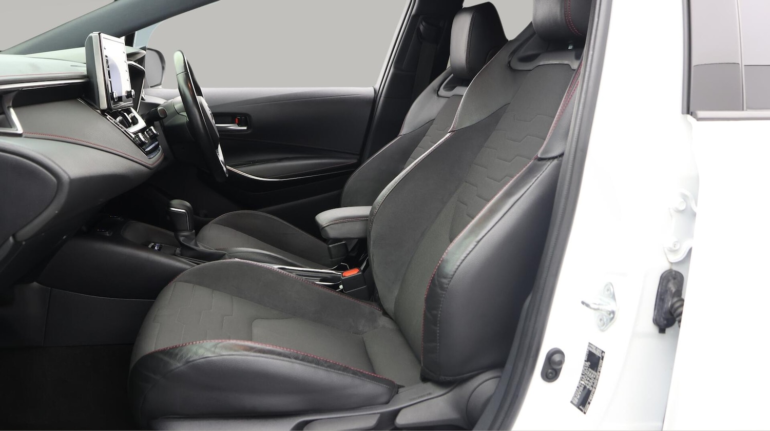 Used Toyota Corolla 2019 for sale - 76440513: Photo 15