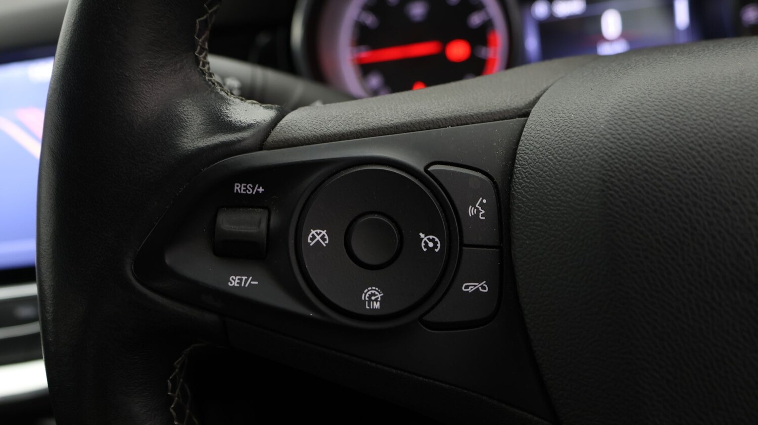 Used Vauxhall Astra for sale - 77812929: Photo 23