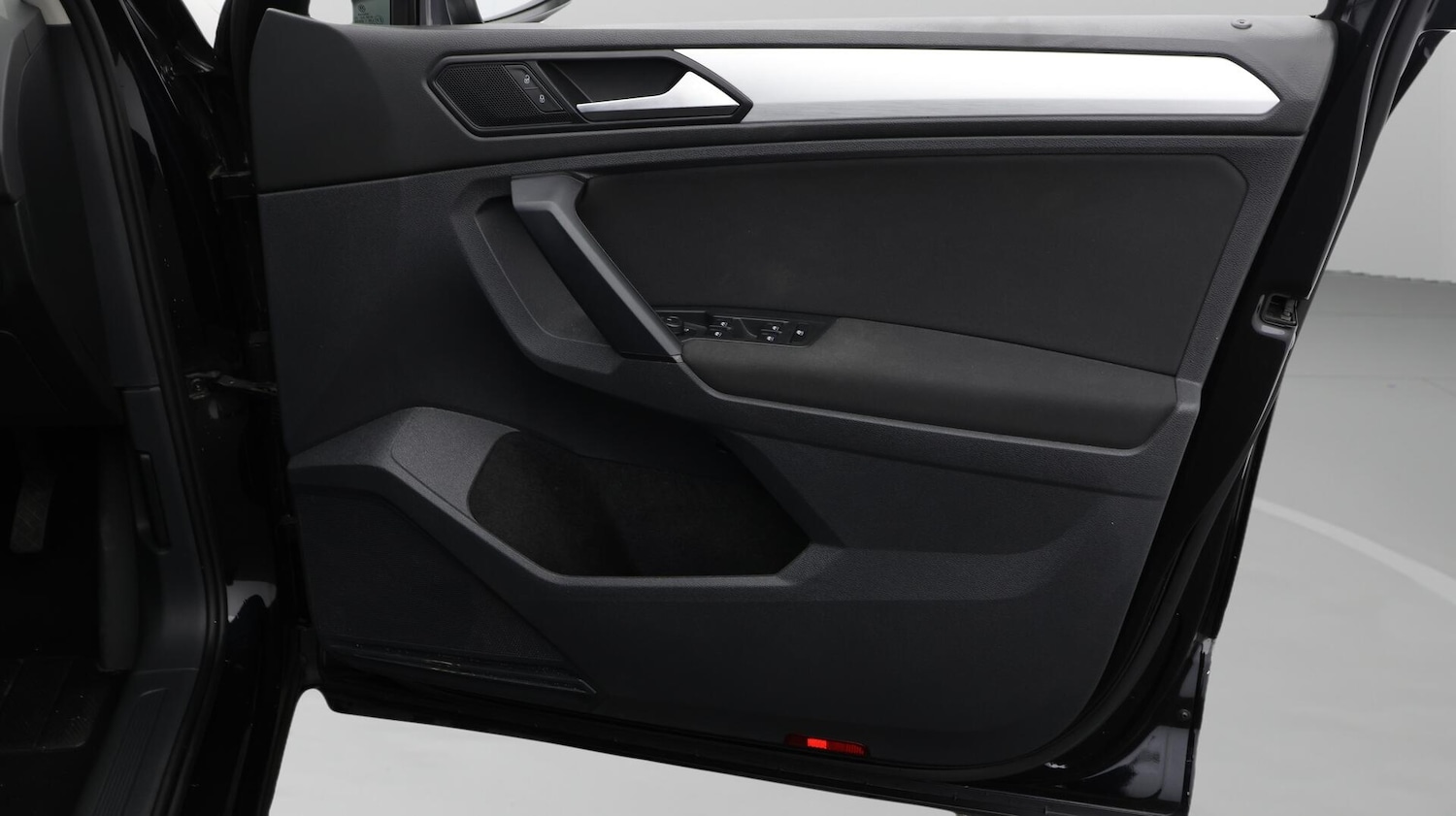 Used Volkswagen Tiguan 2020 for sale - 76644672: Photo 16