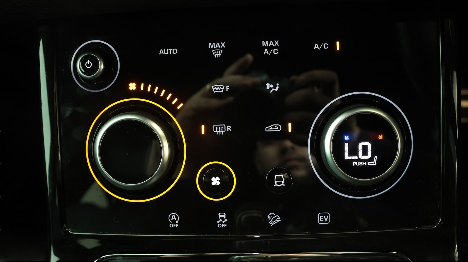 Used Land Rover Range Rover Evoque 2022 for sale - 77991860: Photo 12