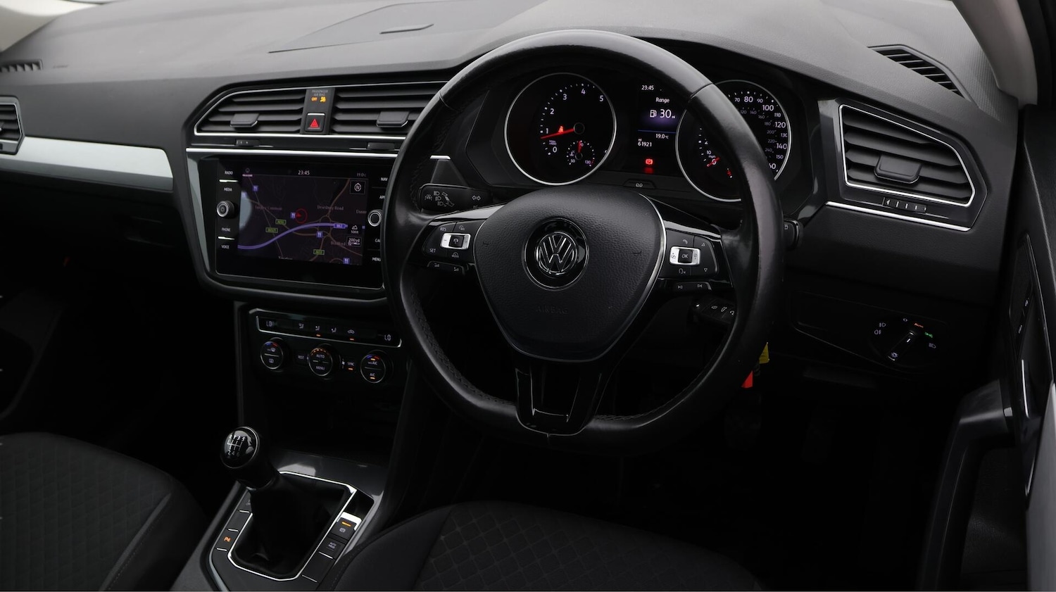 Used Volkswagen Tiguan for sale - 76728643: Photo 10