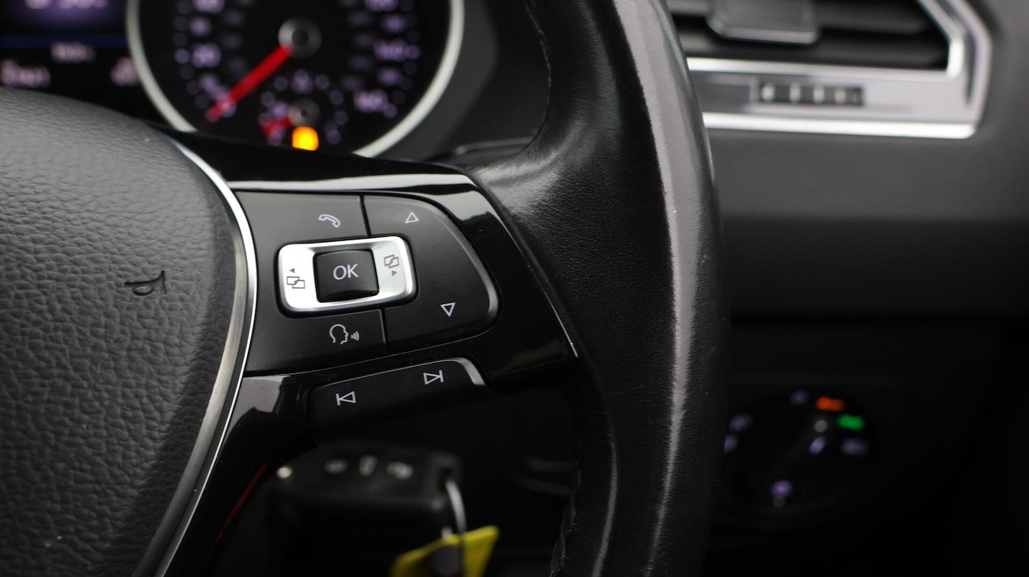 Used Volkswagen Tiguan for sale - 76728643: Photo 24