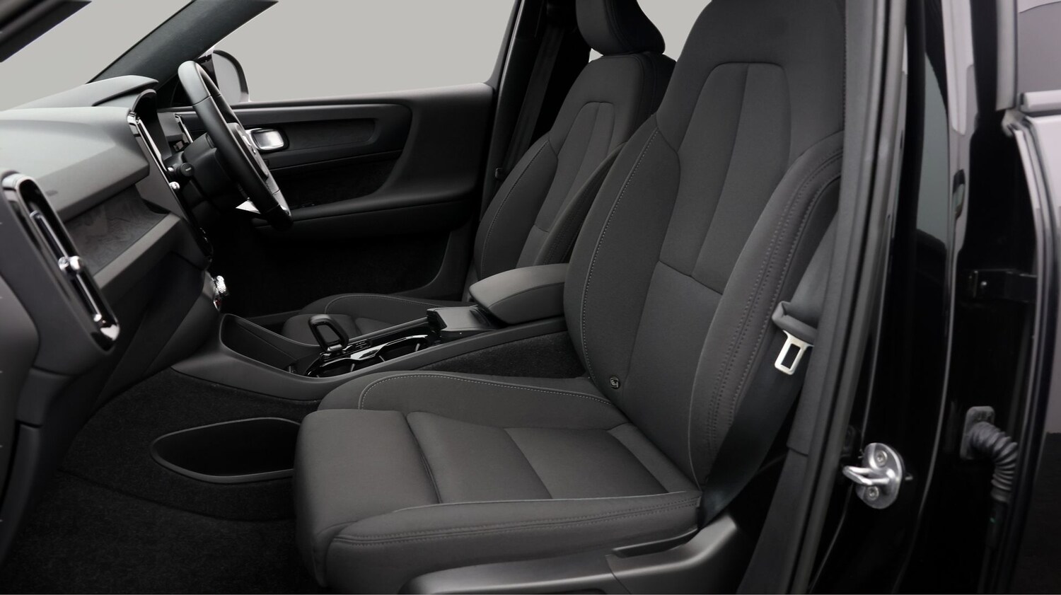 Used Volvo XC40 for sale - 77497688: Photo 14