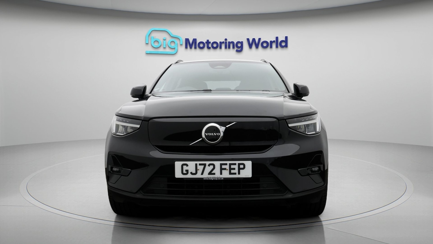 Used Volvo XC40 for sale - 77497688: Photo 2